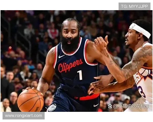 热火主场迎战东部领头羊维金斯和鲍威尔出战小海梅缺席影响球队表现